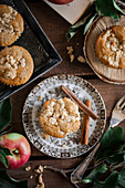 Apple sauce crumble muffins