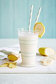 A white banana milkshake
