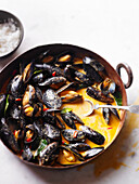 Thai red curry mussels