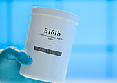 Container of the food additive E161b