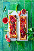 Puff pastry with blood oranges