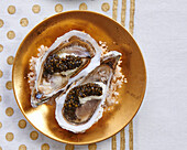 Oysters with caviar and horseradish cream