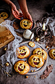 Halloween cookies with marmelade stuffing