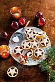 Mince pies with clementines