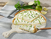 Cream cheese tart with limes
