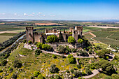 Luftaufnahme der Burg von Almodovar del Rio, Andalusien, Spanien, Europa