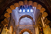 Columns and double-tiered arches, Great Mosque (Mezquita) and Cathedral of Cordoba, UNESCO World Heritage Site, Cordoba, Andalusia, Spain, Europe