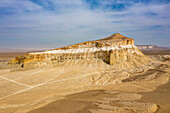 Der Berg Scherkala, der wie eine Jurte aussieht, Schetpe, Mangystau, Kasachstan, Zentralasien, Asien