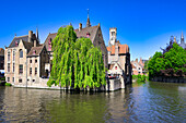 Famous canal of Rozenhoedkaai and the Belfry in the background, Bruges, UNESCO World Heritage Site, Belgium, Europe