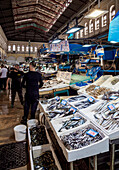 Fischstand auf dem zentralen städtischen Markt, Athen, Attika, Griechenland, Europa