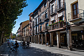 Pedestrian zone, Alcala de Henares, Madrid Province, Spain, Europe