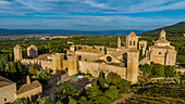 Luftaufnahme der Abtei Poblet, UNESCO-Welterbe, Katalonien, Spanien, Europa