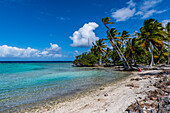 Strand von Amaru, Tuamotu Inseln, Französisch Polynesien, Südpazifik, Pazifik