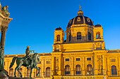 Maria-Theresia-Denkmal und Naturhistorisches Museum in der Abenddämmerung, Wien, Österreich, Europa