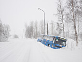 Bus im Graben