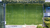 Luftaufnahme eines Fußballplatzes