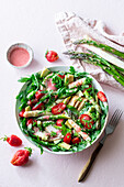 Asparagus strawberry salad