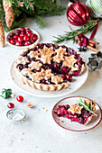 Christmas cranberry pie