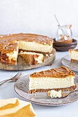 Cheesecake with caramel frosting