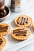 Salted caramel tarts