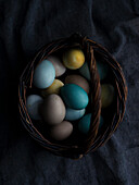 Naturally coloured Easter eggs
