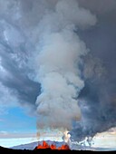 Gas plume from fissure on Mauna Loa, Hawaii, USA