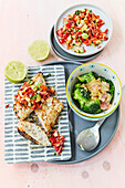 Chicken breast with salsa and broccoli pan