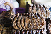 Getrockneter Fisch auf dem Markt von Battambang; Battambang, Kambodscha