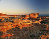 Gantheaume Point bei Sonnenuntergang; Broome, Kimberley, Westaustralien, Australien