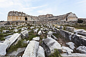 Ruinen eines Amphitheaters; Milet, Türkei