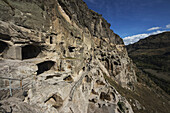 Höhlenwohnungen im Vardzia-Höhlenkloster; Meschetien, Georgien