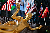 Statue des Prometheus, Rockefeller Center, New York, New York, USA