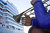 Teil einer Statue im Kreuzfahrtterminal; Mazatlan, Sinaloa, Mexiko