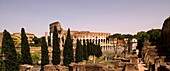 Das flavische Amphitheater (Kolosseum); Rom, Italien