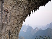 Landschaftliche Ansicht von Felsformationen; Yangshuo, China