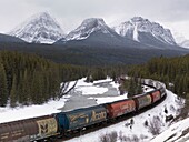 Zugfahrt durch Banff, Alberta, Kanada