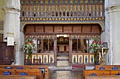 Innenraum der St.-Jakobus-Kirche, Avebury, Wiltshire, England