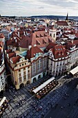 Blick von oben auf den Altstädter Ring, Prag, Tschechische Republik