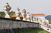 Steinvasen-Skulpturen, Schloss Krumau, Cesky Krumlov, Tschechische Republik