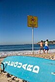 Surfbrett eines Rettungsschwimmers am Bondi Beach