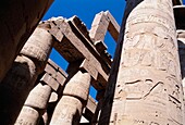 Säule in der Großen Hypostylhalle, Tempel von Karnak