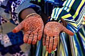Henna-Muster auf Händen