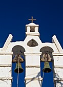 Glockenturm der Griechisch-Orthodoxen Kirche, tiefer Blickwinkel