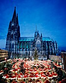 Kölner Dom und Weihnachtsmarkt