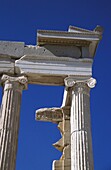 Roof And Column Detail At The Parthenon