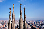 Gaudi's Sagrada Familia, Close Up