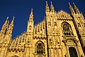 Duomo in Mailand, Ansicht aus niedrigem Winkel