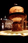 Springbrunnen auf dem Petersplatz