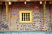 Fenster des verzierten vergoldeten Wat, Nahaufnahme