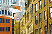 Gebäude mit einer Vielzahl von Fassaden, Spitalfields; London, England